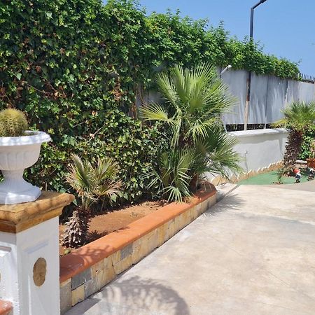 Bed and Breakfast Le Terre Di Sicilia Terrasini Exterior foto