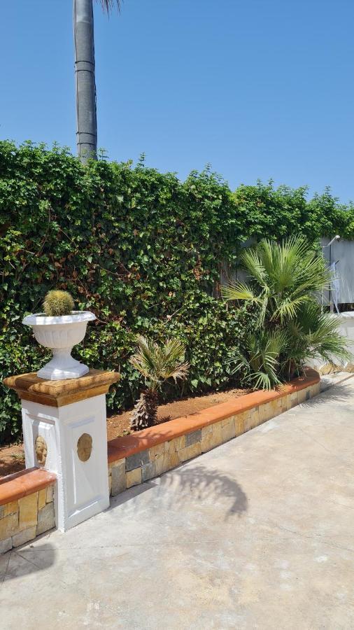 Bed and Breakfast Le Terre Di Sicilia Terrasini Exterior foto