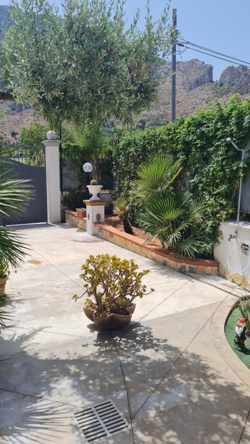 Bed and Breakfast Le Terre Di Sicilia Terrasini Exterior foto