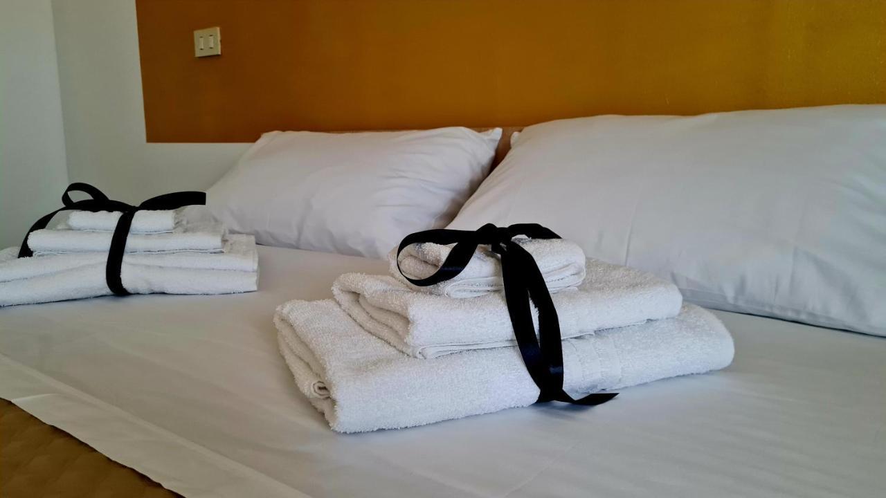 Bed and Breakfast Le Terre Di Sicilia Terrasini Exterior foto